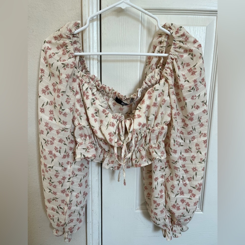 Miss Lola crop top blouse